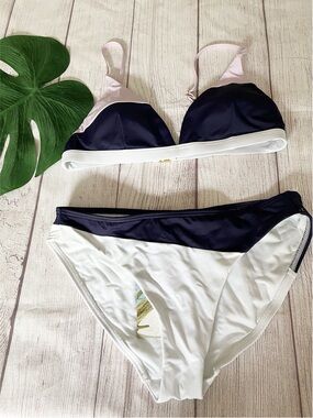 Sunseeker two piece blue/lilac color block bikini sz 8